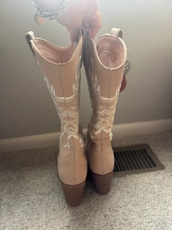 MIA Cowgirl boots - Image 3
