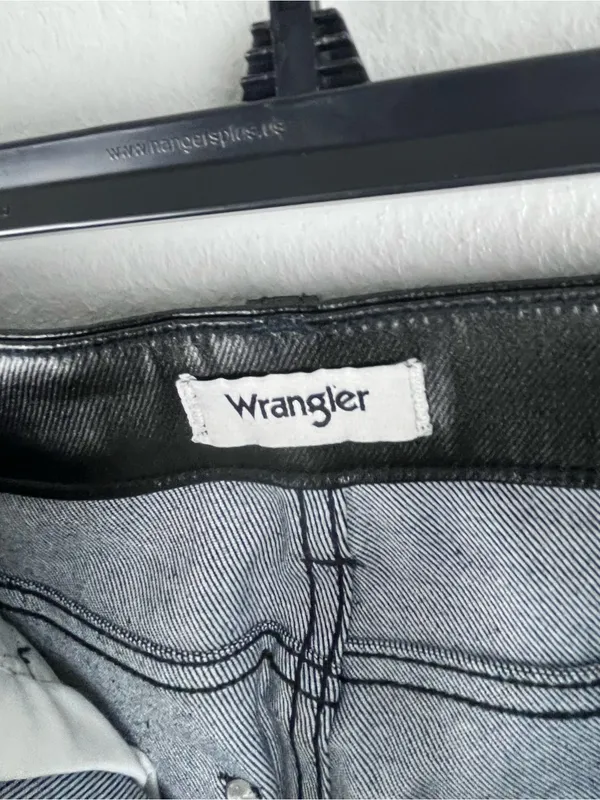 WRANGLER Walker 677 High Rise Slim Black Faux Leather Jeans Size 27 Cowgirl Rode - Image 3