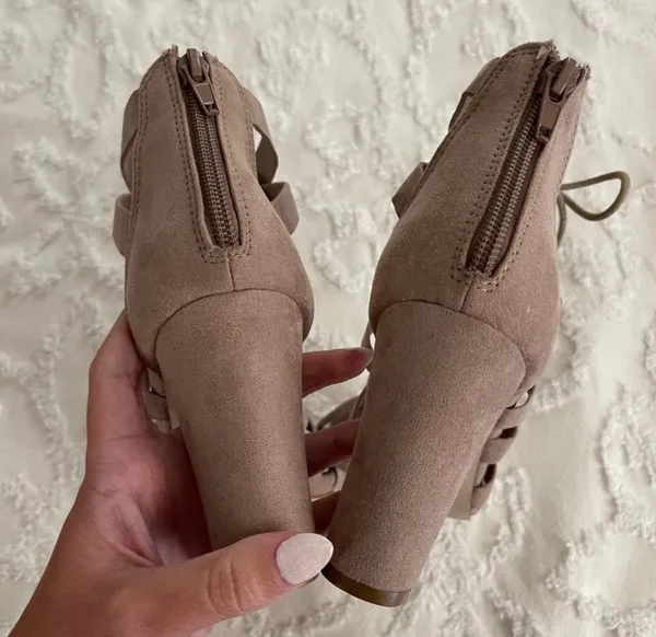 Steve Madden Madden Girl lace up block heel sandals - Image 8