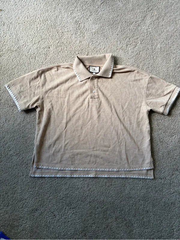 Tuckernuck sandstone Pique Holmes Boyfriend Polo beige short sleeve size small - Image 2