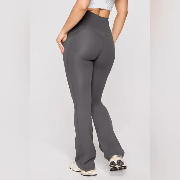 Yitty PureLuxe Everyday Kick Flare leggings size 2X with pockets grey color - Image 3
