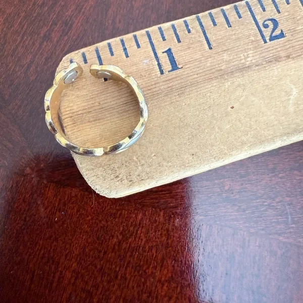 Vintage Gold Tone Ring - Image 2