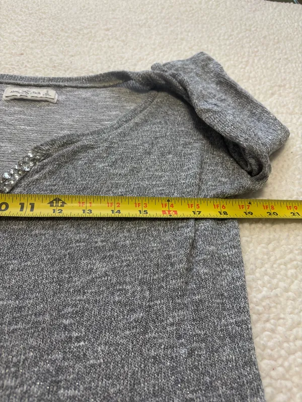 Vintage Y2K Abercrombie & Fitch Heather Gray Embellished V-Neck Top Indie Sleaze - Image 9