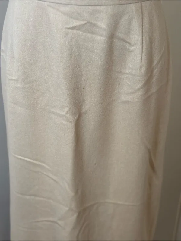 Ann Taylor Cream Midi Skirt with Brown Velvet Decorative Hem Border Sz 8P - Image 3