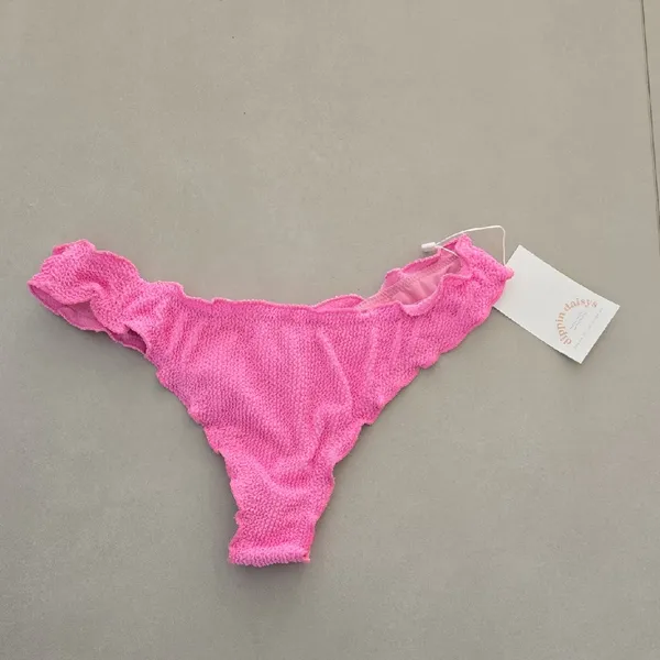 NWT! Dippin Daisys Pink Rose Bottom Size M - Image 2