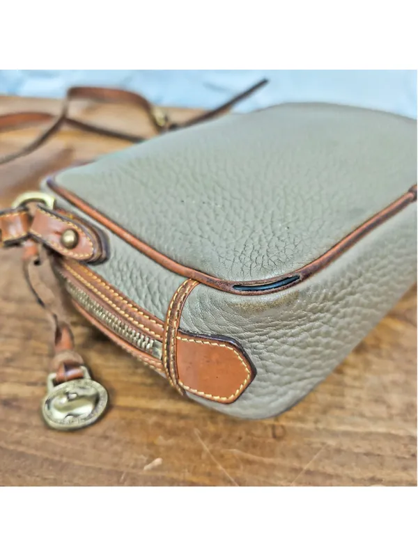 Dooney & Bourke Vintage USA Made Camera Zip Top AWL Bag - Image 6