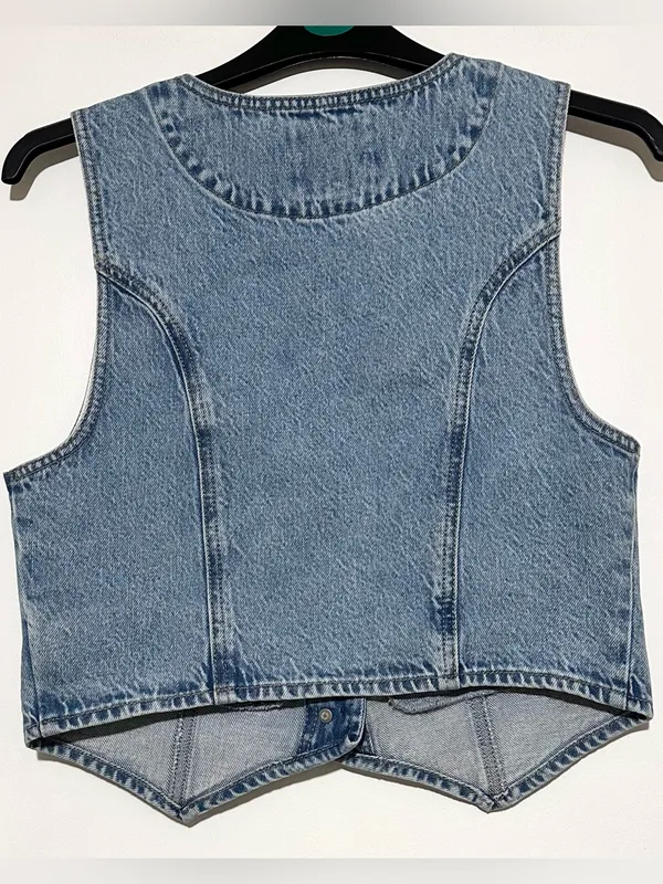 Lucky Brand Denim Vest Size Small - Image 2