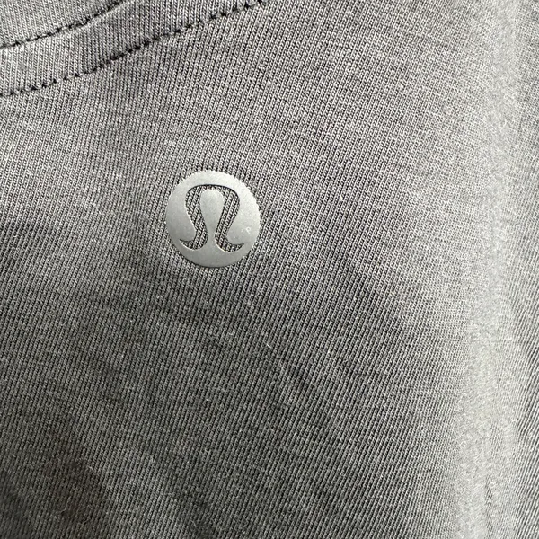 Lululemon 10 Back In Action V-Neck Long-Sleeve Shirt Black Oversized Relaxed Fit - Image 10