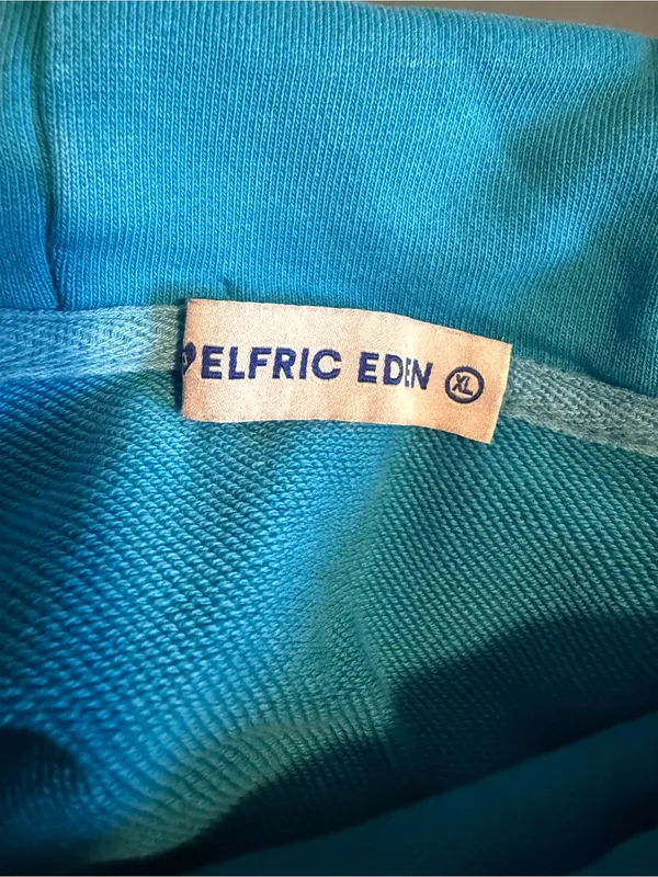 Aelfric Eden Circular Heart Graphic Washed Blue Hoodie - Image 7