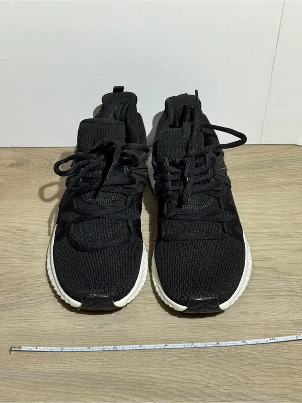 Womens Sneakers Size 8 Black Lace Up Walking Running White Sole cute fashion - Image 2