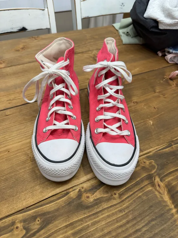 Hot Pink Converse Platform High-Top - Image 2