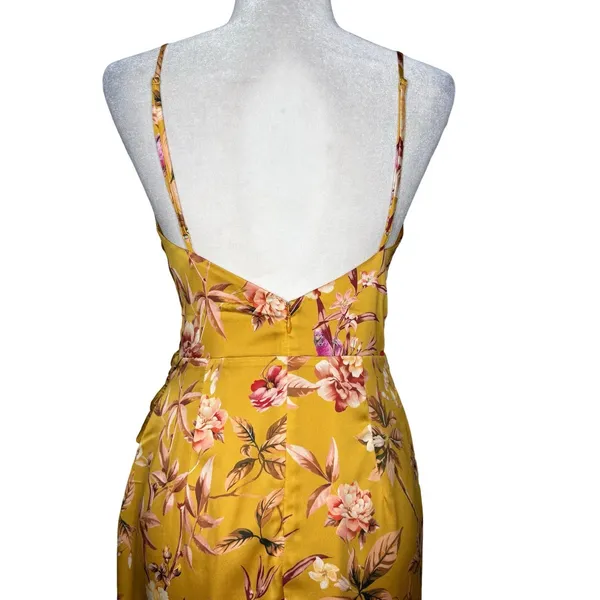 NWOT Express Satin Mustard Yellow Floral Bird Twist Front Tulip Midi Dress Small - Image 8