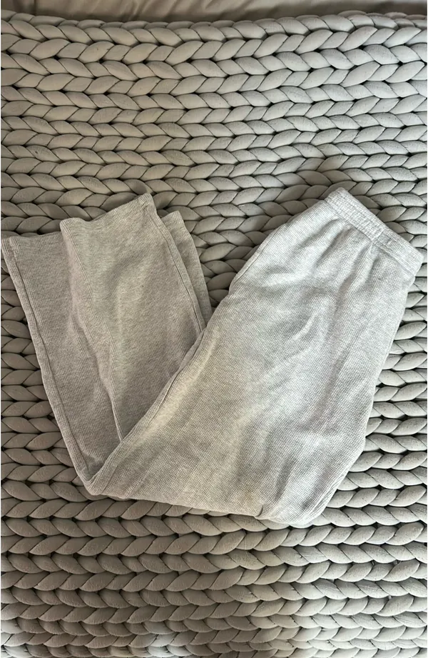 Brandy Melville Light Grey Anastasia Waffle Knit Sweatpants - Image 4