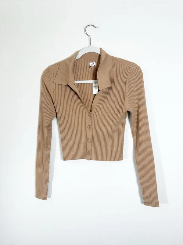 NWT Aerie Gotta Jet! Polo Ribbed Cropped Sweater Tan Medium - Image 2
