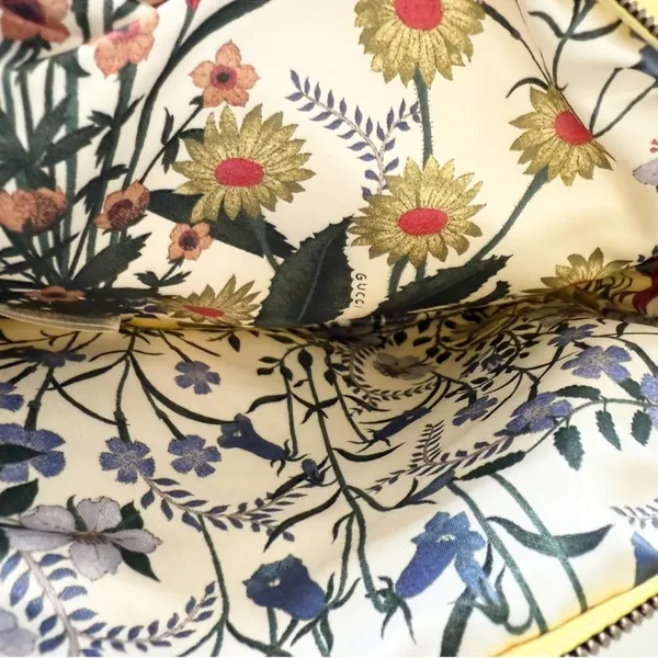 NIB gucci beauty satin yellow iridescent shiny makeup cosmetic bag pouch floral - Image 2