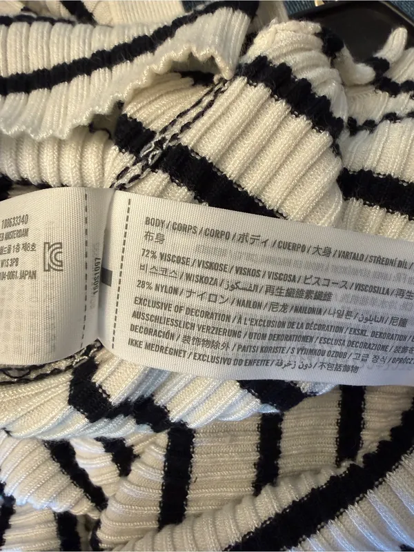Abercrombie & Fitch striped fitted cardigan size Small black white - Image 5