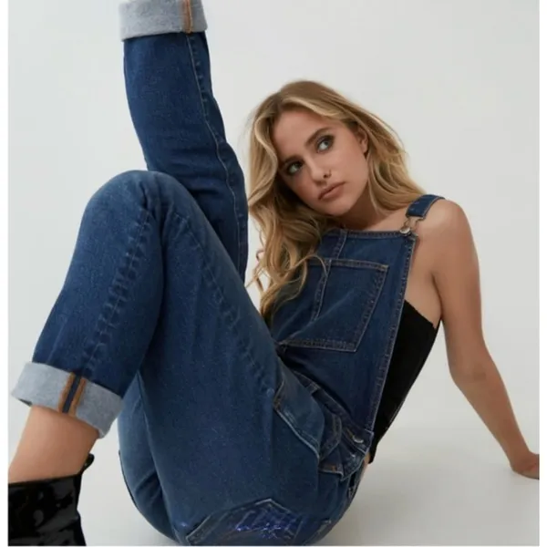 AUTHENTIC True Religion iconic horseshoe BF Slim Dark Wash Fashionable overalls - Image 4