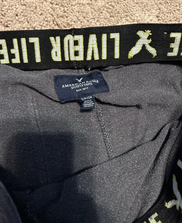 American Eagle Outfitters Joggers - Image 3