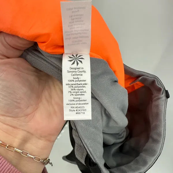 Athleta Women's Chamonix Ski Snow Lined Black/Gray Pants Size 8‎ - Image 5