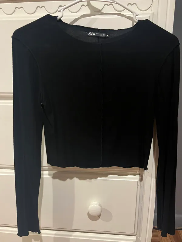 Long Sleeve Crop - Image 4