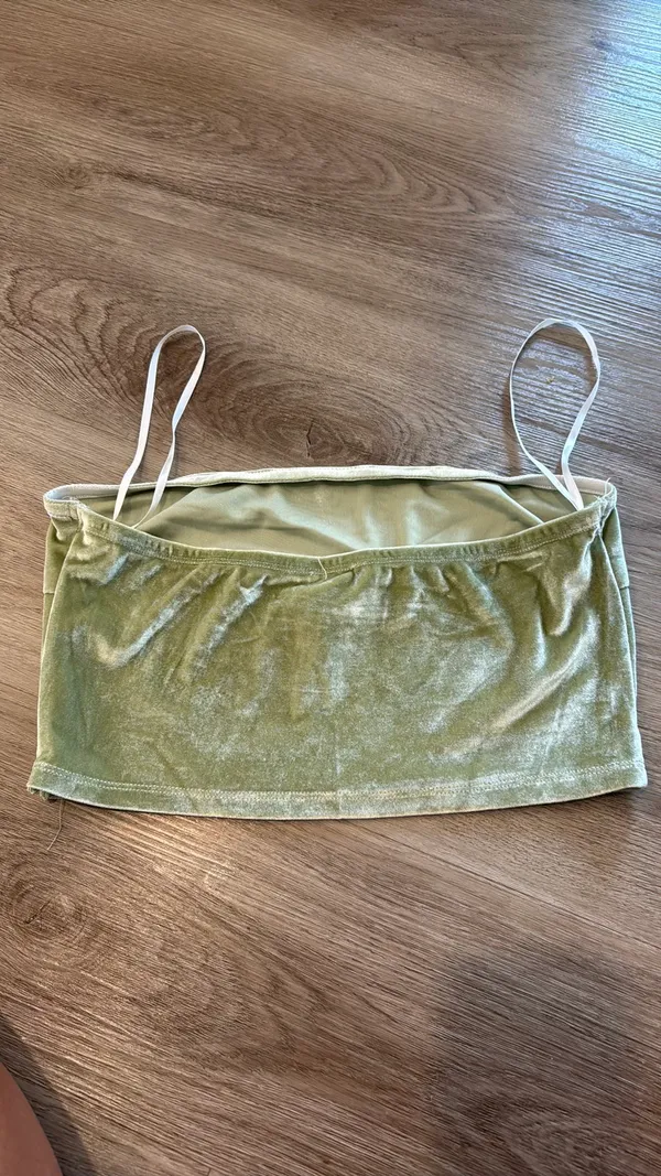 Green velvet Princess Polly tube top - Image 3