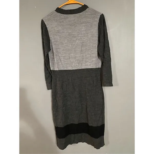 Connected Apparel Sweater Dress Size Small - Image 2