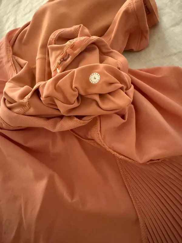Coral Lululemon Skirt - Image 5