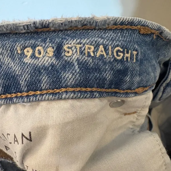 American Eagle 90s Straight Jeans Womens 16 Light Wash Distressed Blue - Image 7