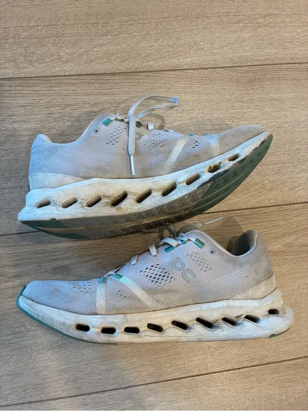 On Running Women’s CloudSurfer Running Shoe Pearl Ivory Size 10 *READ - Image 3