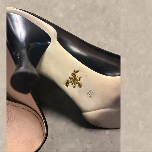 PRADA - Image 5