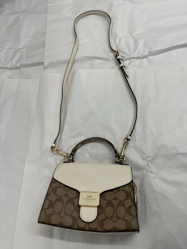 Coach Purse With Wallet - Image 2