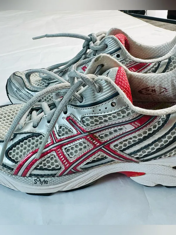 Asics Kids Silver and Pink Mesh Lace-Up Sneakers - Image 2