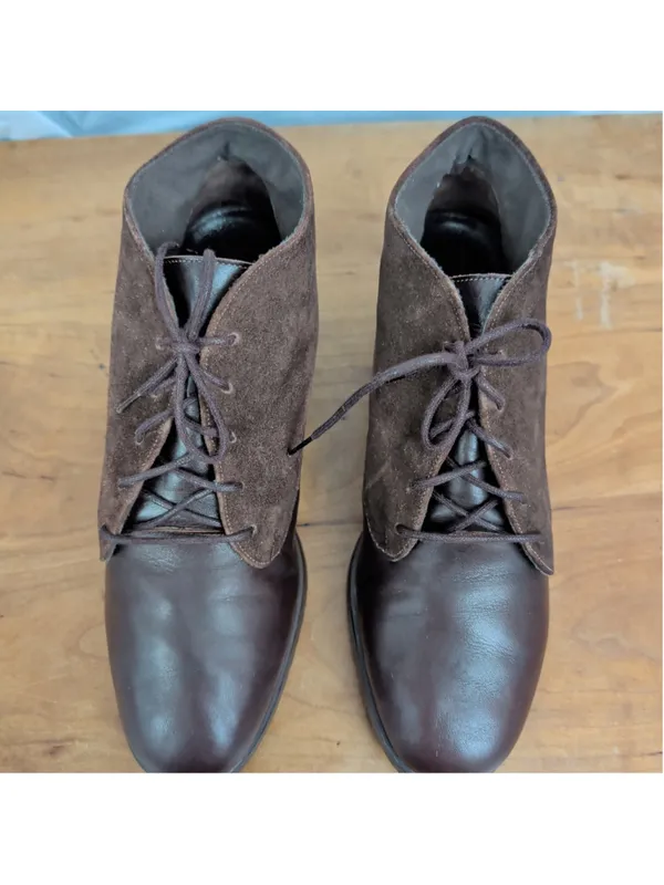 Ladies' Munro USA Made Leather Ankle Boots Size 9.5 - Image 3