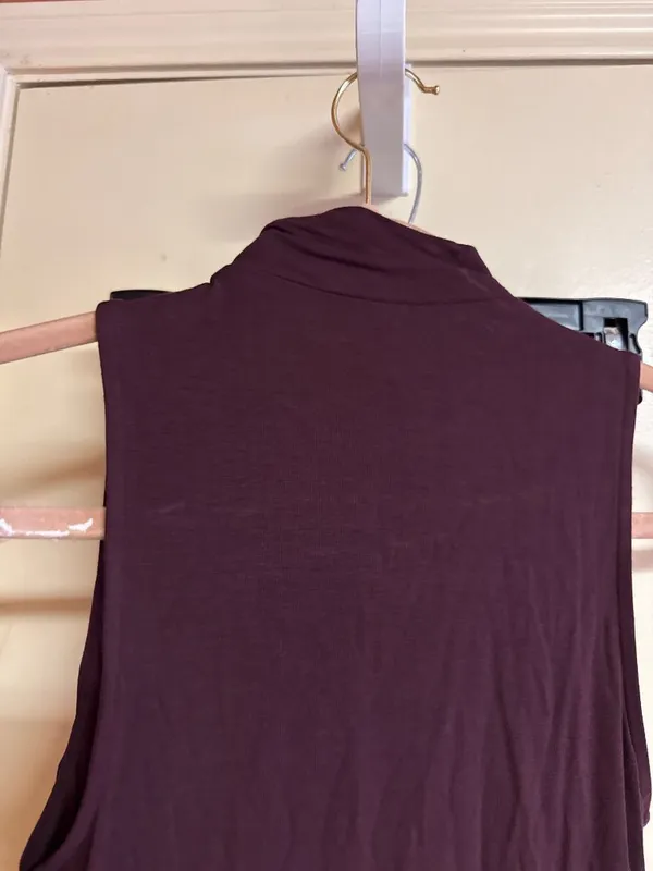 Express Sleeveless Mock Neck Brow Tank Top XS Casual Lightweight - Image 6