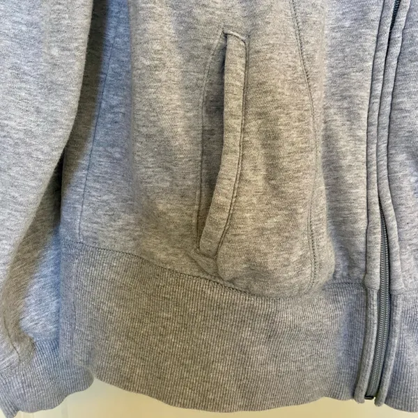 C9 By CHAMPION - Grey Zip Up Hoodie Jacket - Never worn! 🤍🖤 - Image 3