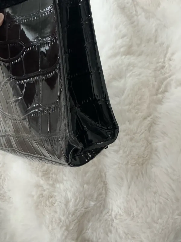 SHEIN Black Snakeskin Mini Purse - Image 7
