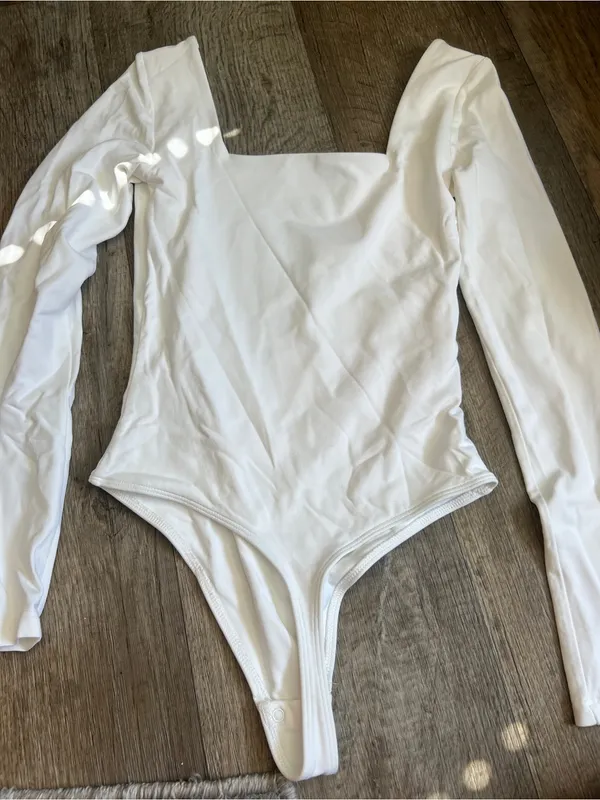 Babaton Ivory Long-Sleeve Square Neck Bodysuit‎ - Image 8