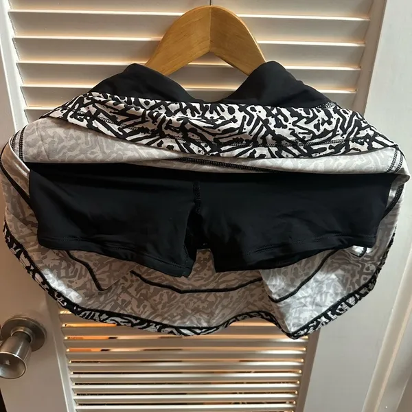 Lululemon Pace Rival II Skirt | Brushed Animal Print | Built-In Shorts - Image 5