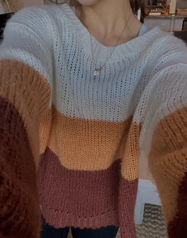 Sweater - Image 4