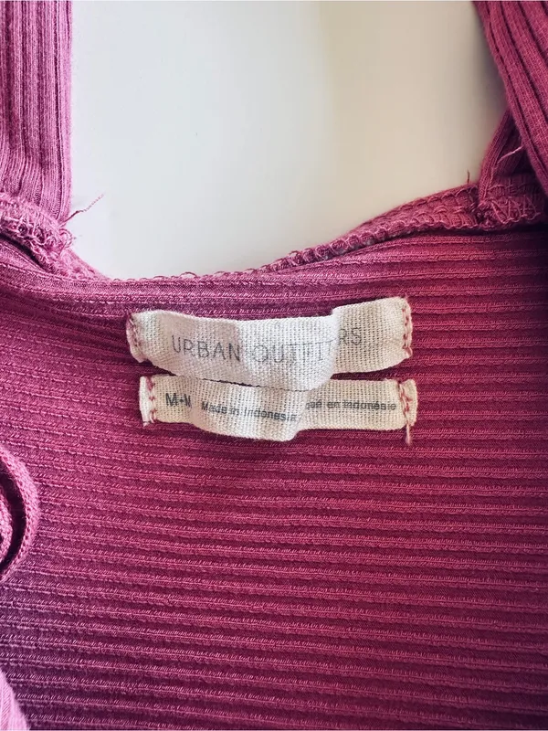 Urban Outfitters Ribbed Knot-Front Crop Top in Berry Size Medium - Image 5