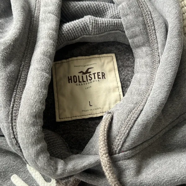 Hollister hoodie - Image 5
