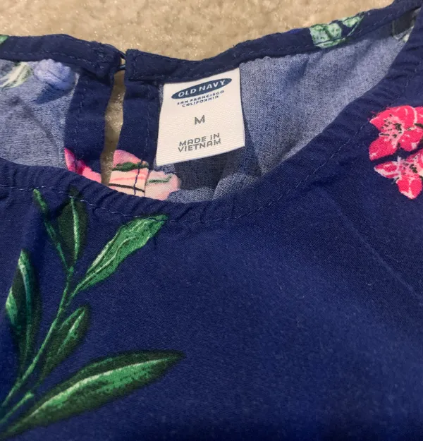 Old Navy Floral Shift Dress - Image 3