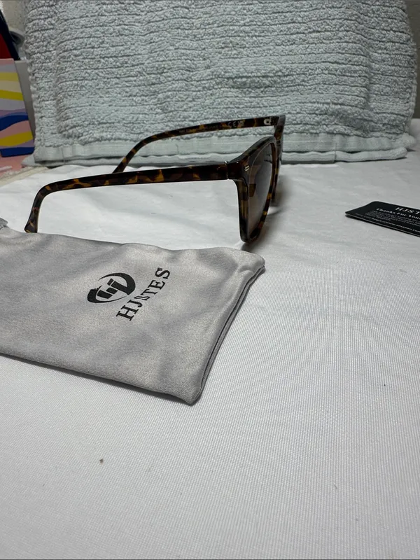 Brown Tortoiseshell Ladies Sunglasses with Brown Lenses NWT - Image 4