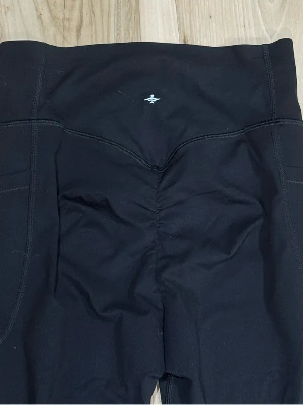 Halara Ultra Sculpt Black Flare Scrunch Butt Leggings Women’s Small - Image 6