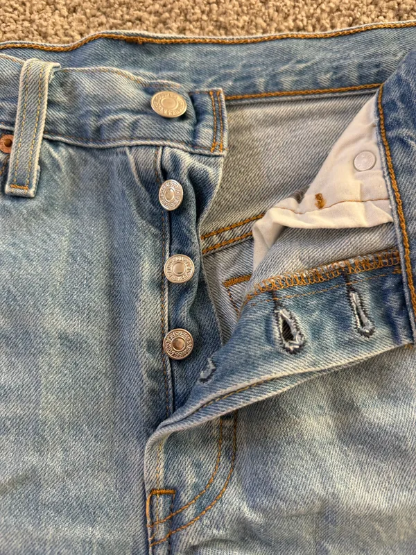 Levi’s 501 Shorts - Image 3