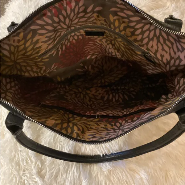LODIS Cintage Black Leather Tote Bag - Image 7