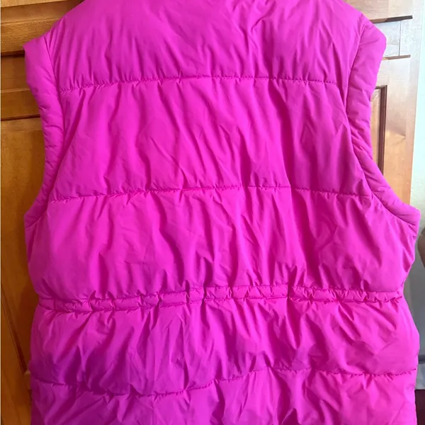 Universal Threads 3x bright hot pink vest - Image 5