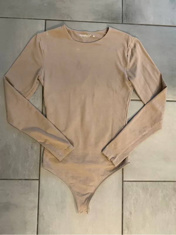 Abercrombie and Fitch Long-Sleeve Cotton-Blend Seamless Fabric Crew Bodysuit - Image 2