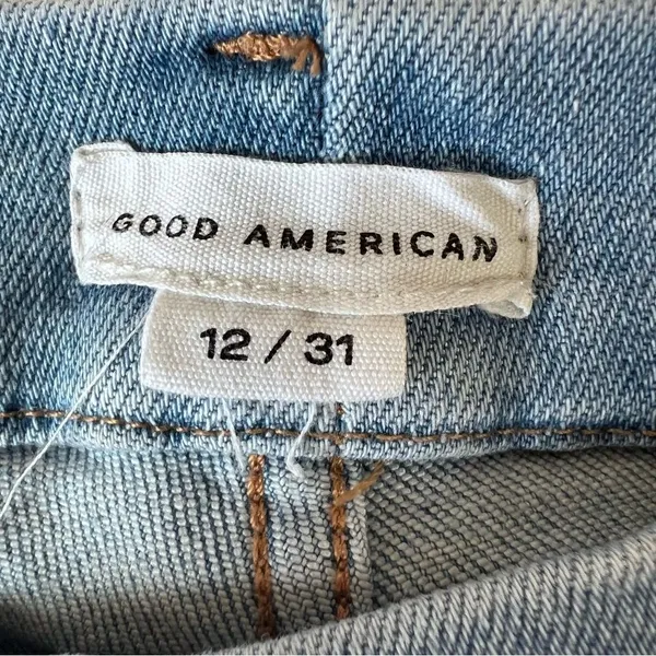Good American Good Legs Distressed Crop Jeans - Image 5