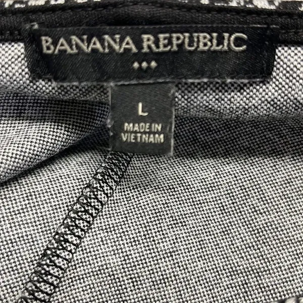 Banana Republic Sleeveless Black and White Abstract Pullover Shell- Large - Image 11